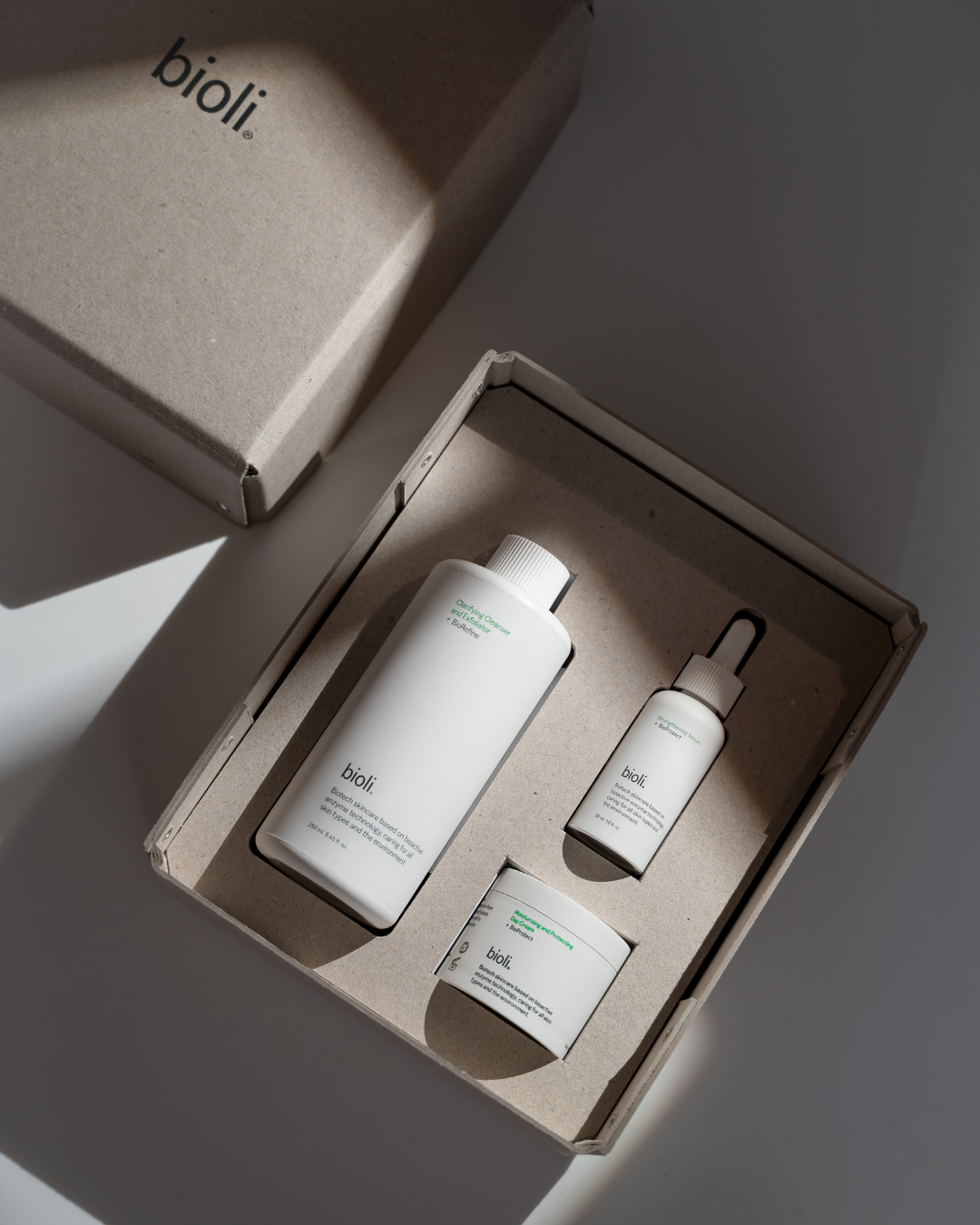 ☆　MILKY WAY様 ミネラルクリーム サンプロ、Biocell Skincare Gift Set – Cleanser, Serum & Cream | Bioli